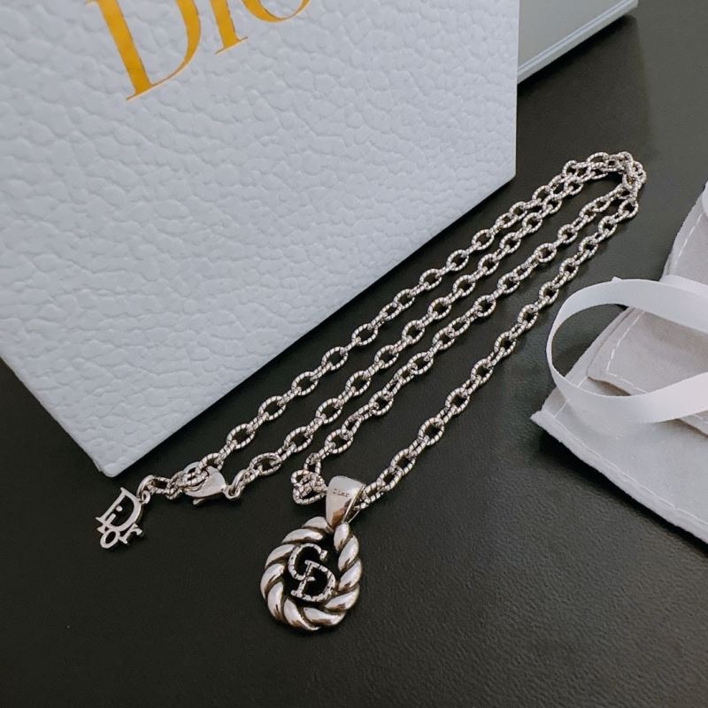 chr1st1an D10r necklaces